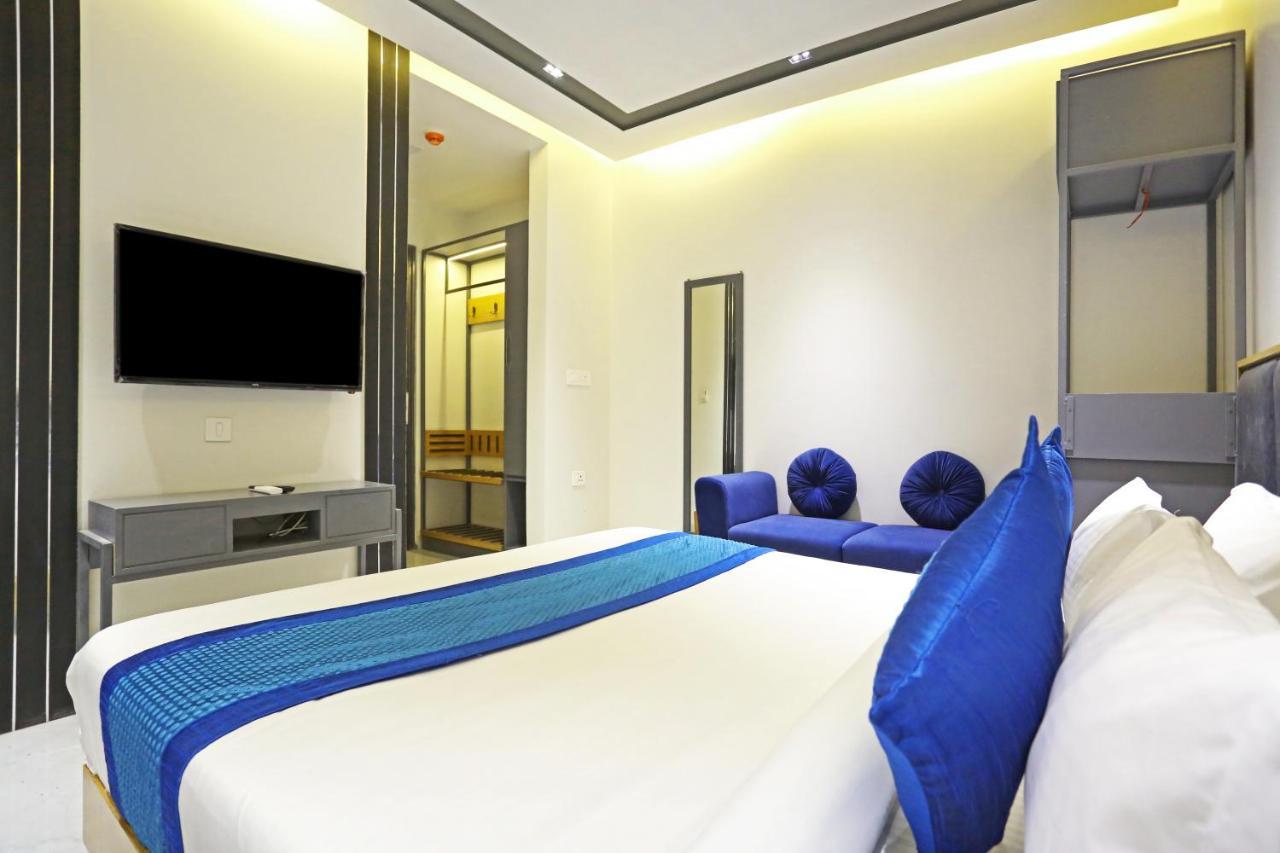 Hotel Apple Villa - Near Delhi Airport With Free Airport Transsfer Új-Delhi Kültér fotó