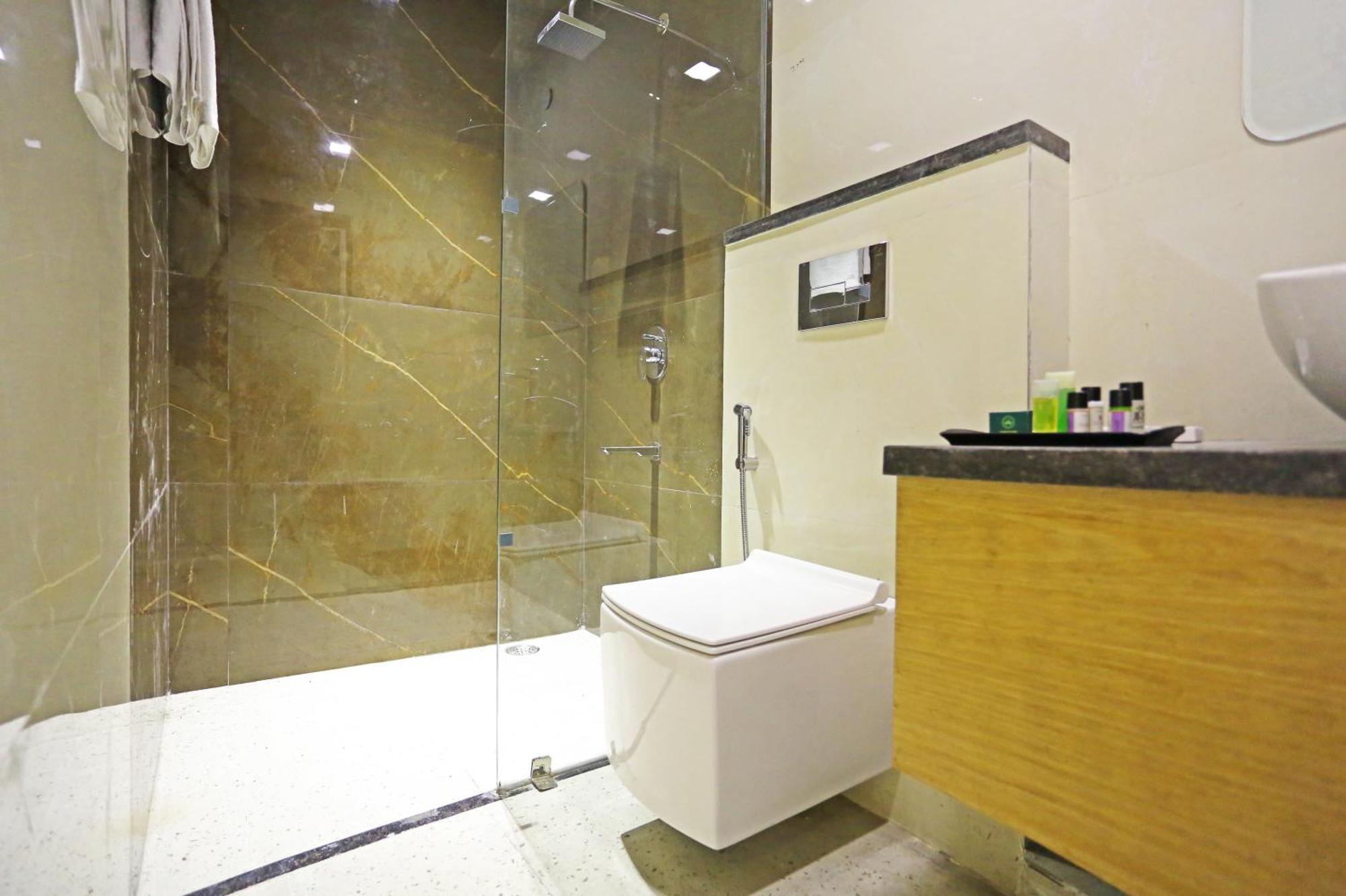 Hotel Apple Villa - Near Delhi Airport With Free Airport Transsfer Új-Delhi Kültér fotó